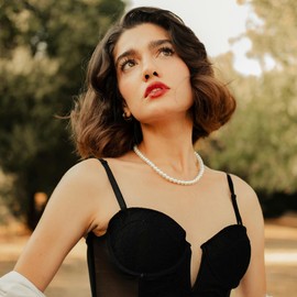 RWQIAN Pearl Necklace Women's 5 mm/6 mm/8 mm/10 mm White Faux Pearl Chain Women Choker Pearl Necklace 40 + 5 cm Pearls Jewellery Gifts for Teenage Girls, Stainless Steel