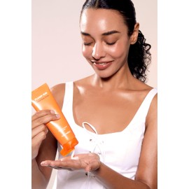 TONYMOLY Plump-kin Retinol Body Serum – Hyaluronic Acid Serum for Face & Body – Skin Tightening, Hydrating & Firming with Pumpkin Extract, Retinol – 4.05 fl oz
