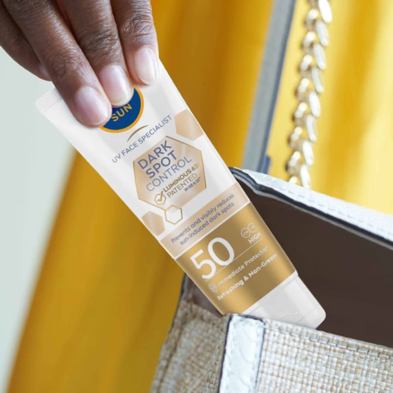 NIVEA Sun UV Face Specialist Dark Spot Control Fluid SPF50