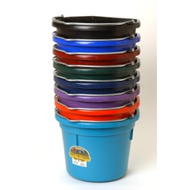 Little Giant Plastic Animal Feed Bucket (Red) Flat Back Plastic Feed Bucket with Metal Handle (22 Quarts / 5.5 Gallons) (Item No. P22FBRED)