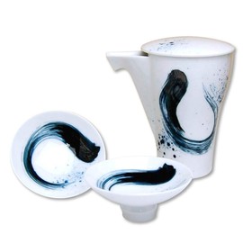 Sake Set Tokkkuri Ochoko Set, Arita Ware, 1 Tokkuri, Set of 2 Flat Cups, Ryumon, Ceramic, Made in Japan