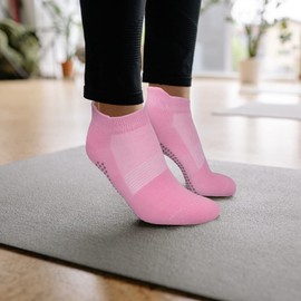 srclo 3 Pairs Womens Non Slip Grip Yoga Socks,ladies Anti-slip Pilates Socks Size 4-8,Fall Prevention Ankle Socks for Barre Fitness, Ballet, Dance, Home Workout,Yoga.