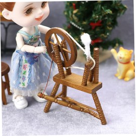 1pc Vintage Spinning Wheel Playhouse Mini Furniture Model Playhouse Adornment Mini Vintage Furniture Miniature Wood Model Child Mini Hand Reeling Machine