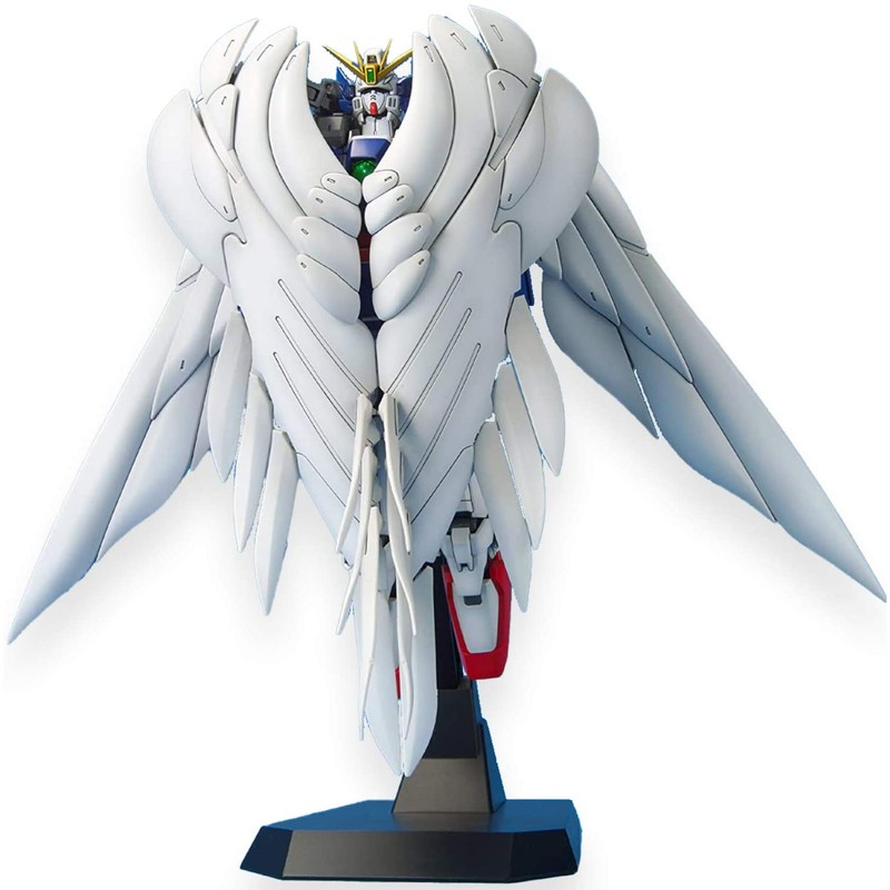 Bandai Hobby Wing Gundam Zero Version EW 1/100 - Master