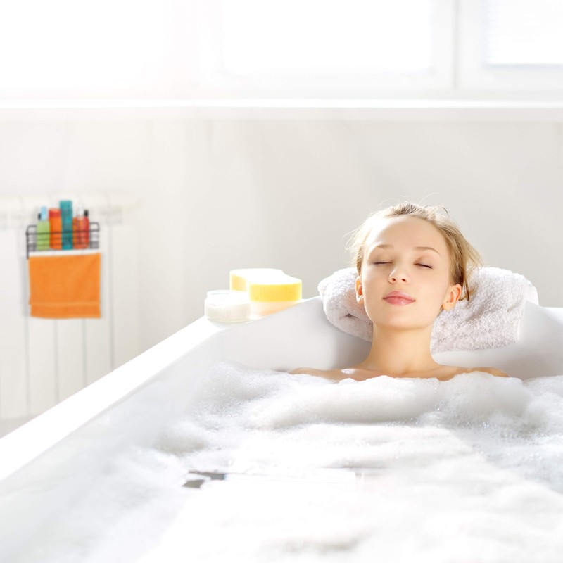 Relaxdays Einhängekorb mit Küchenrollenhalter, Aufbewahrung, Küche & Badezimmer, Drahtkorb HBT: