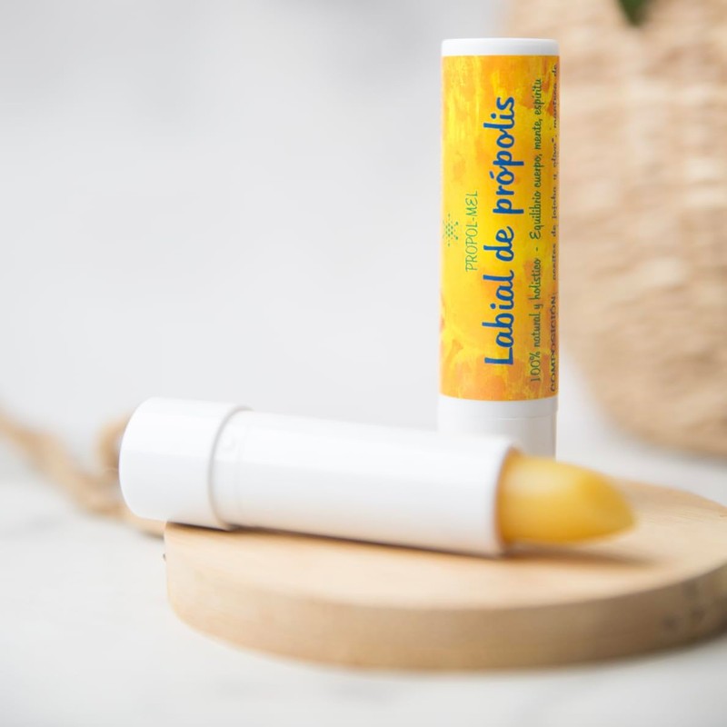 Pack x 3 Organic lip balm 5 g each. Lip