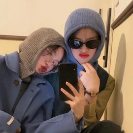 Women's Trendy Knitted Balaclava - 'Thief' & Little Red Riding Hood Style Winter Hat - One Size (LF3475) Light Gray 3ea