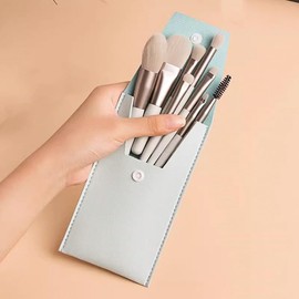 8 Pcs Makeup Brushes Set Premium Fiber Hair Makeup Brushes Super Soft Makeup Brush with Cosmetic Bag Easy to Carry Convenient for Everyday Makeup Beginners Makeup Tool (Green)