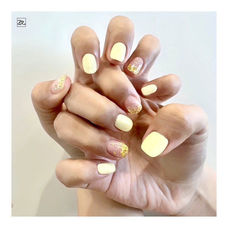 Dara Beauty March Art of the MonthForsythia Fresh Flower Nail❣