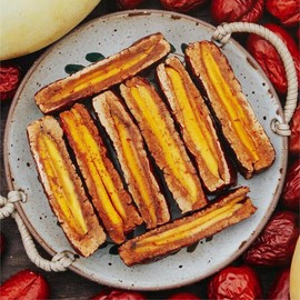 SIJIYUNLI-Red date mango pie 250g/8.81oz High end products, red date candied fruits, dried mango sandwich, healthy snacks for pregnant mothers, elderly people, and children