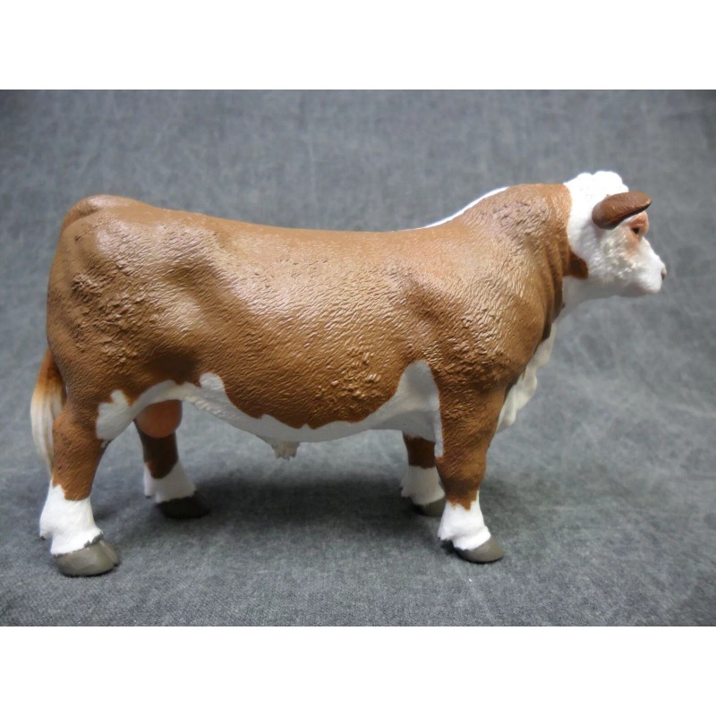 CollectA NIP * Polled Hereford Bull * 88861 Breyer Cow