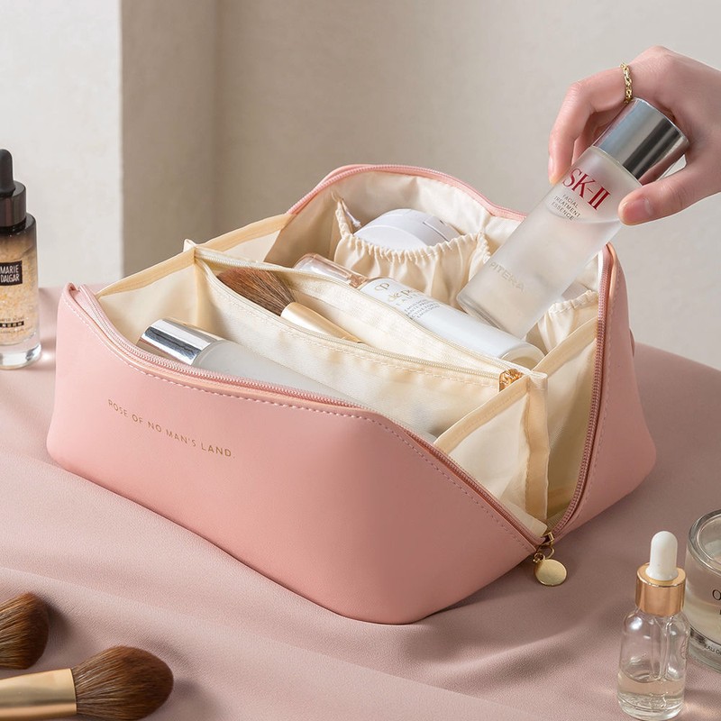Women's Large-Capacity Portable Makeup Bag
