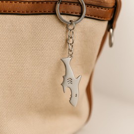 Shark Bottle Opener Keychain – Funny Key chains with Shark Shape, Portable Key Holder for Everyday, Cool Carry Keychain Gift for Friends Man Women