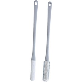 Cepillo para pies con Mango Largo de Silicona Suave para usuarios Que Buscan una Limpieza fácil de los pies y aplicación de loción en la Ducha, Gris, 40 centímetros