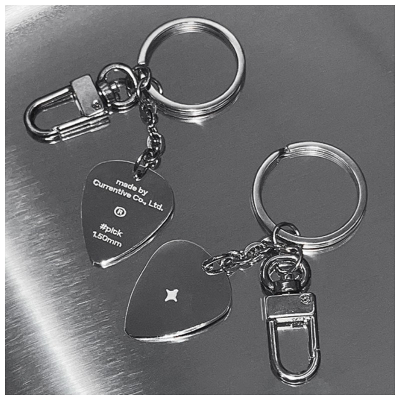 GLOW Guitar Pick Keychain 1ea