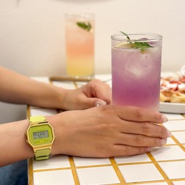 ICE-WATCH - Ice Digit Retro - Women's Watch with Plastic Strap - 022049 (Small), Green (Eye-catching), Classic