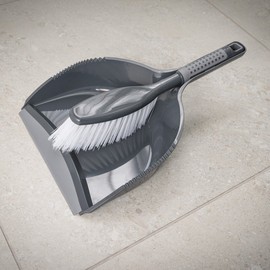 Addis ComfiGrip Dustpan and Brush with Rubber Lip and Dirt-trapping Bristles, Metallic Graphite, 11 x 23 x 35 cm