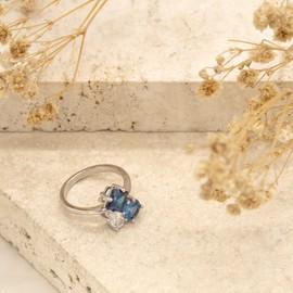 Tuscany Silver Women's Sterling Silver Rhodium Plated White and Blue CZ 3-Stone 11.5mm x 13mm Cluster Ring #L