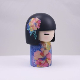 Kimmidoll Marke Maxi-Puppe Kyoka Happiness 11 cm, mehrfarbiges Harz, Puppe