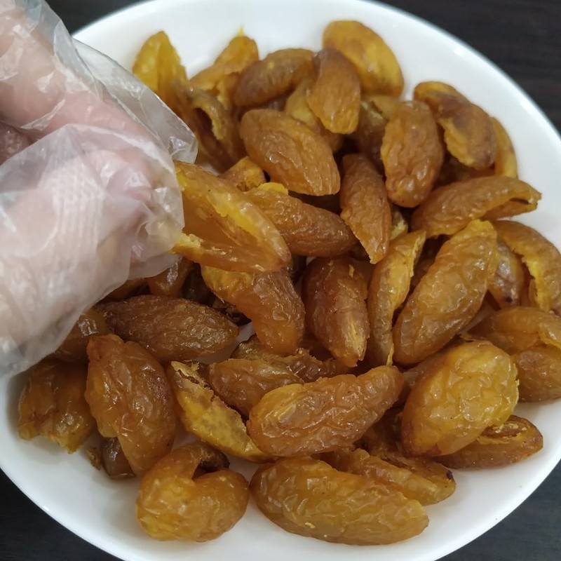 HELENOU666 Preserved Fruit Seedless Liquorice Olive 无核甘草橄榄