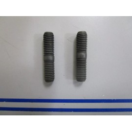 OMC Johnson Evinrude *NEW OEM* (LOT OF 2) 0810 OMC Johnson Evinrude Stud 953043 0953043