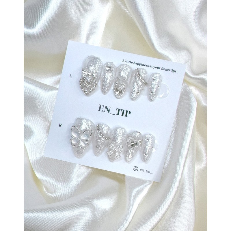Crystal Snow Glow Handmade Nail Tips - Short Square /
