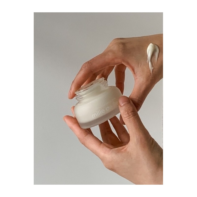 Etoile Brightening Cream 45ml (whitening moisture) / 에뚜알 브라이트닝 크림45ml(미백수분)