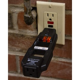Triplett ET200 AC Line Splitter and GFCI Outlet/Receptacle Tester with 5 Visual Indicators