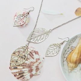 Dishowme Leaf Necklace Earrings Set 3Pcs Lariat Leaf Pendant Necklace Hollow Feather Jewelry for Women Girls (Silver)