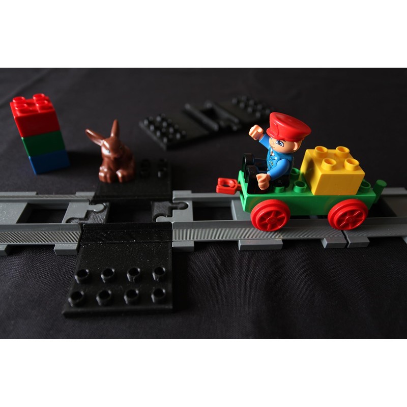 TracksCreations Rail with Bracket Compatible Train Duplo