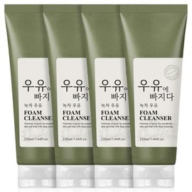 2+2우유에 빠지다 곡물/녹차 우유 폼클렌징 220ml 4개 2+2 Milk Falling Into Grain/Green Tea Milk Foam Cleansing 220ml 4 Packs