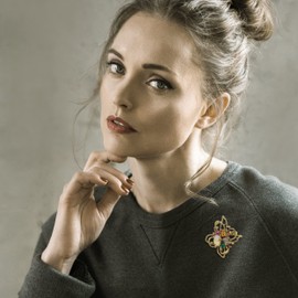 SinglinArt Brooches for Women Girls Vintage Flower Crystal rhinestone Jewelry