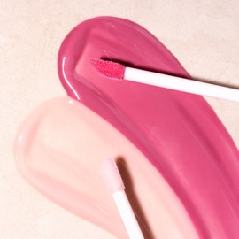 CHADO Gloss Exquis Grenade - Lip Gloss | Moisturizing, Non-Sticky Lip Gloss | High Shine Tinted Lip Glaze | Cruelty Free | Paraben and Sulfate Free – Pink