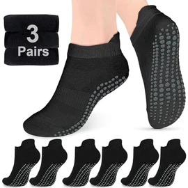 ZANZER Grip Socks for Women Men Pilates Grip Socks Non Slip Yoga Sock with Grips for Barre Barefoot Hospital Grippy Sock (U.S. men's sizes 5-7, Black + Black + Black)