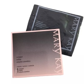 Mary Kay NEW Mary Kay Refillable Mirror Magnetic Closure Compact and Storing Pouch Black