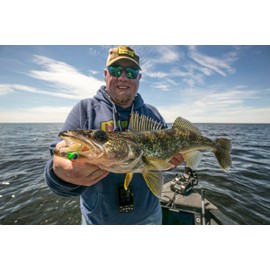 Northland Fishing Tackle Deep Vee Jig - Precision Keel Design for Fast Sinking and Straight Tracking, Metallic Gold, 1/4 Oz