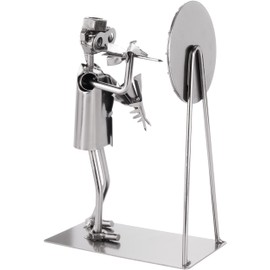 BRUBAKER Screw Figure Darts Championship - Handcrafted Iron Figure Metal Man Player with Dartboard - Metal Figure Gift for Darts Players and Darts Fans