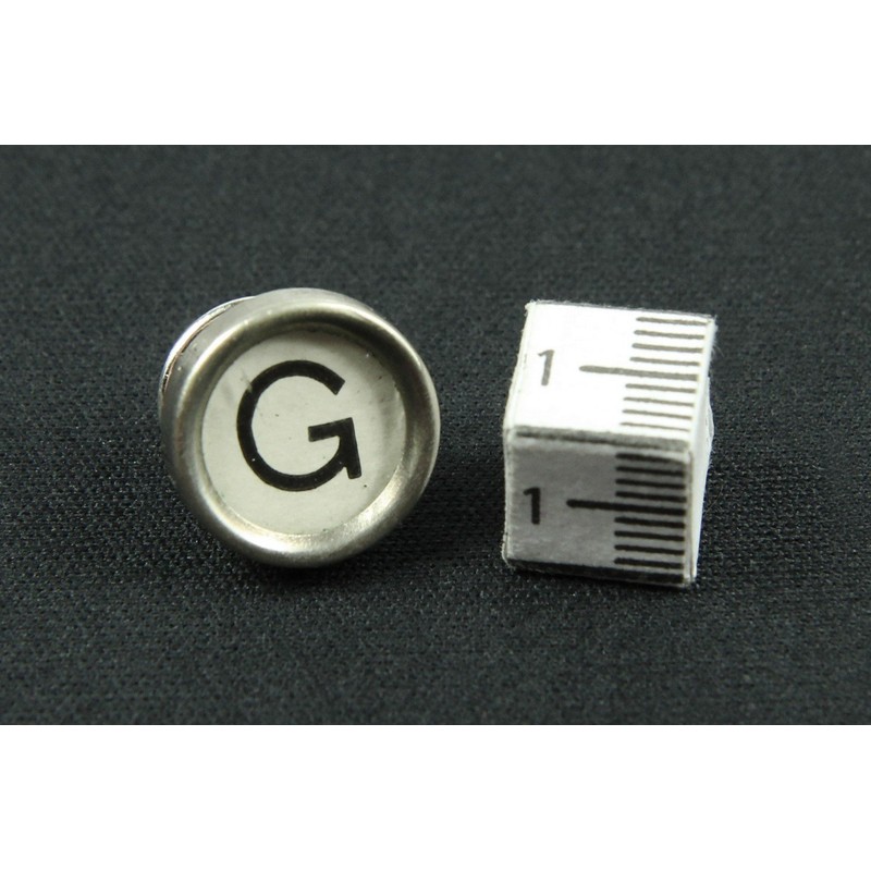 Miniblings Desired Letter ABC Brooch Pin Badge Typewriter Button White