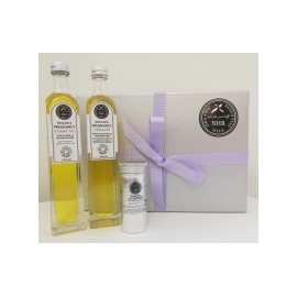 Organic Mum to be Gift Box by NHR Organic Oils