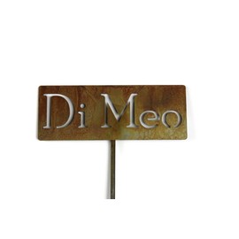 Classic Metal Garden Markers Clearance Items 20 to 33 Inches Tall (Di Meo, Naturally Rusted)
