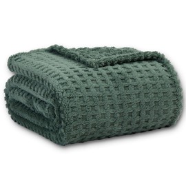 Serenhom Soft Cozy Fuzzy Fleece Throw Blanket, Waffle Bronze Green, 50x60 Inches – Lightweight, Fluffy, and Warm 3D Jacquard All-Season Blanket for Couch, Bed, Sofa, Home Decor, Camping, and Travel