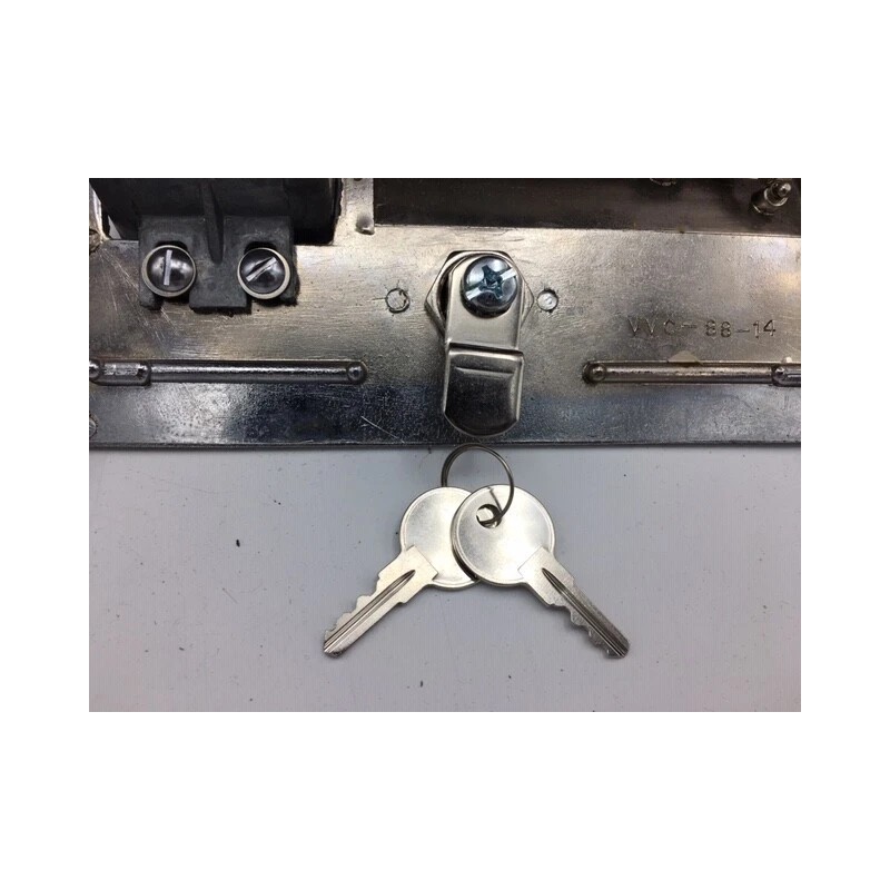 Victor 88 Lock & Key TOP & BOTTOM replacement set