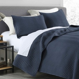 Quilt Set Twin Size Navy Blue, Classic Geometric Chevron Stitched Pattern, Pre-Washed Microfiber Ultra Soft Lightweight Quilted Bedspread Coverlet for All Season, 2 Piece Includes 1 Quilt and 1 sham