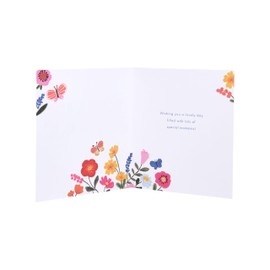 UK Greetings | Birthday Card for Aunt | Happy Birthday Gifts | Her, Girls, Women | Aunt | With Envelope | 15.9 x 18.4 cm