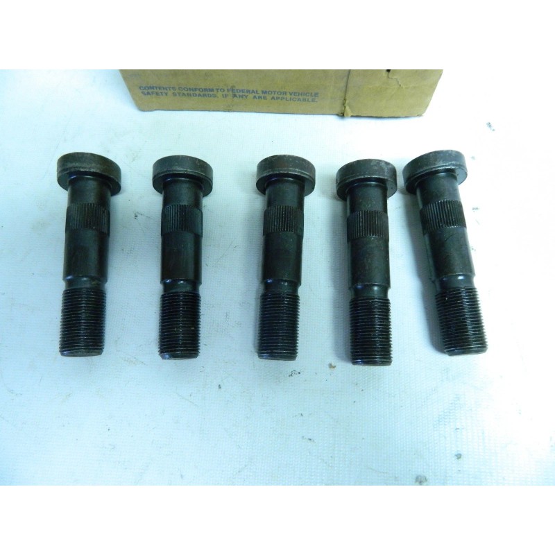 Ford New OEM Ford Medium Heavy Truck Front Wheel Hub