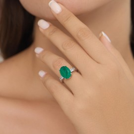 Michooyel S925 5ct Synthetic Emerald Ring Oval Cut Trapezoid Diamond Engagement Ring Sterling Silver Wedding Band For Women