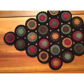PRIM WOOL FELT PENNY RUG TABLE RUNNER CANDLE MAT GREAT WINTER CHRISTMAS COLORS