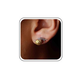 Xmsrn Vintage Metal Snail Stud Earrings Cute Snail Earrings Gold Animal Earrings Statement Conch Earrings for Women