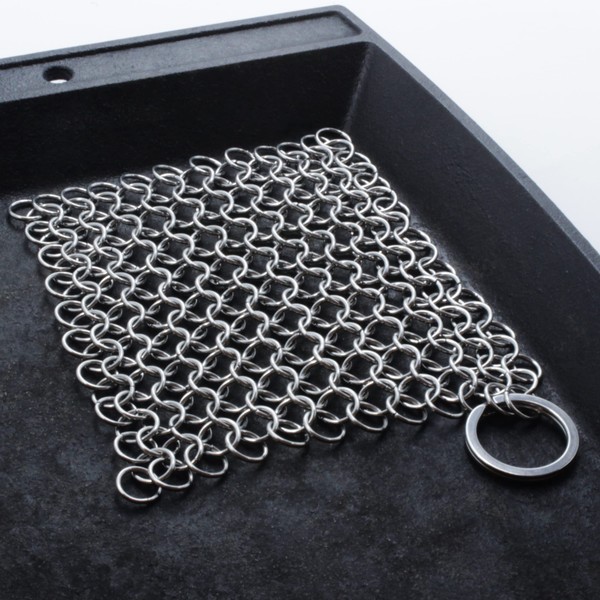 Dapper&Doll Cast Iron Cleaner Stainless Steel Chainmail Scrubber Removes Stuck On Food Fast Works Great on Cast Iron Skillets