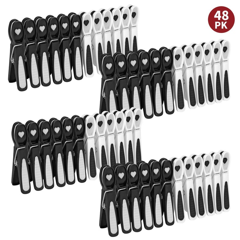 Vinsani Plastic Clothes Pegs 48 Piece Set Black and White